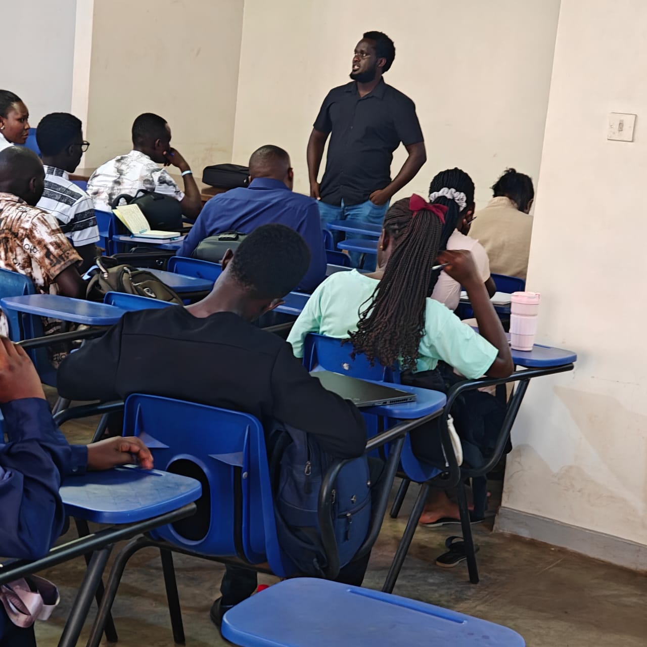 SynBio4ALL Africa Founder speaking to students at Makerere University